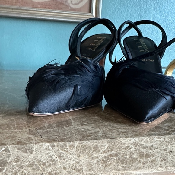 Something Bleu Effie Feathered Pumps - Picture 3 of 14